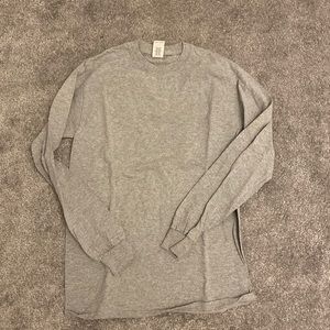 Gildan gray long sleeve